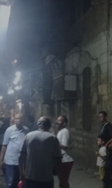 إخلاء عقار من السكان بعد انهيار أجزاء منه بالسيدة زينب.. صور 3 2025\7\18\1000508055 793 013023
